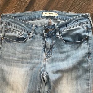 Like new light denim no tears nowhere no rips